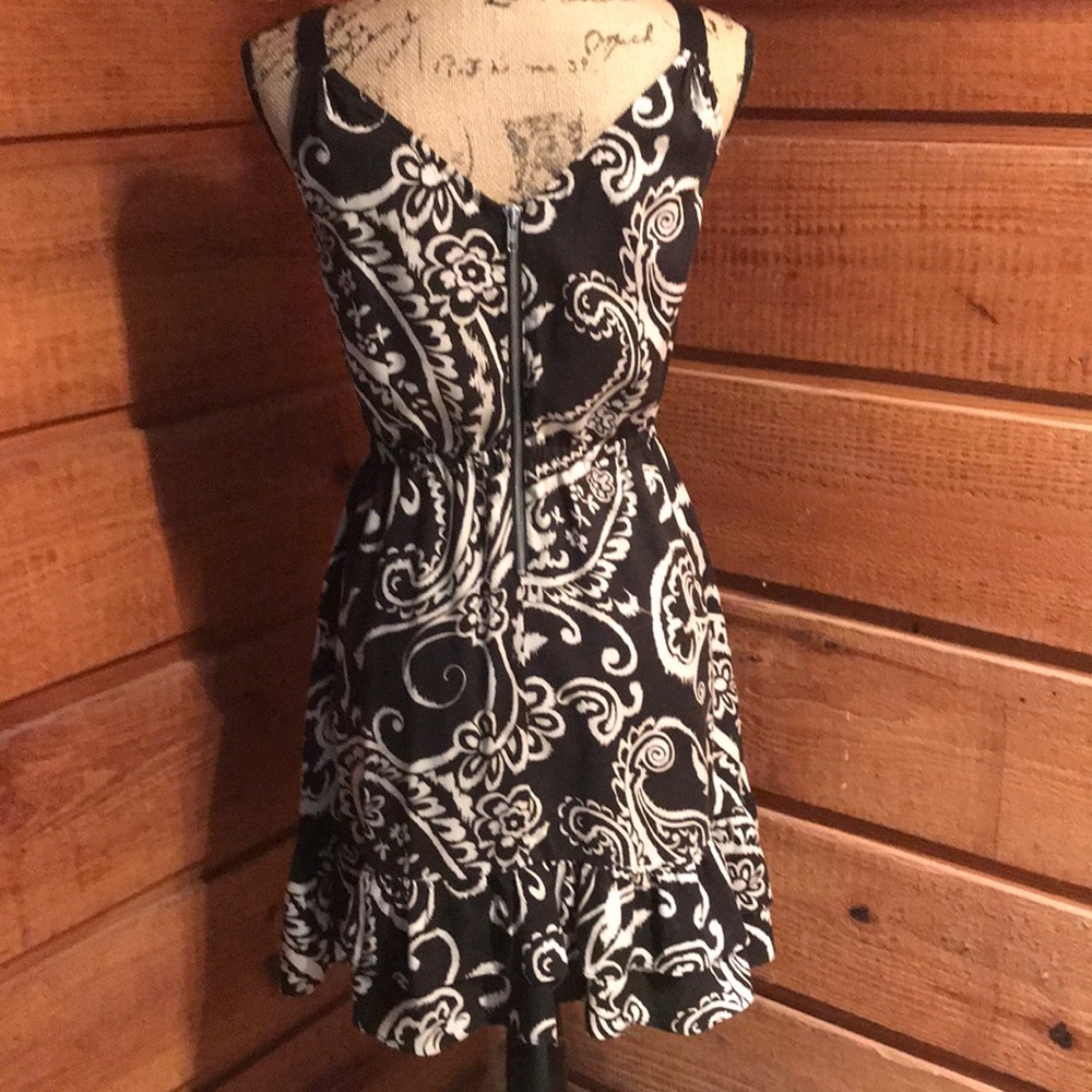Elle black & white dress Size XS - Picture 2 of 6